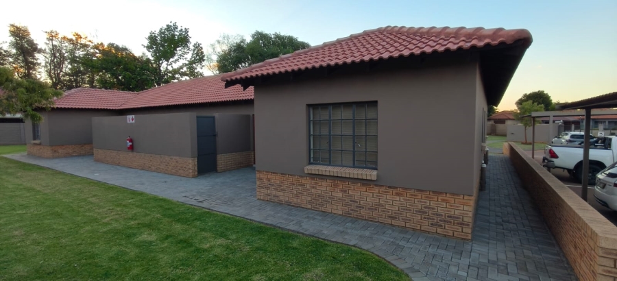 3 Bedroom Property for Sale in Waterkloof East North West